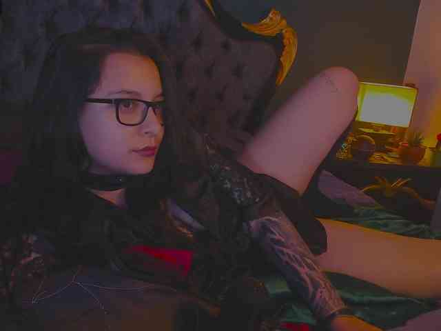 Lilith_mystic webcam