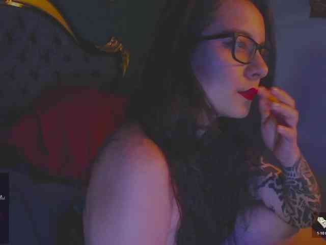 Lilith_mystic webcam