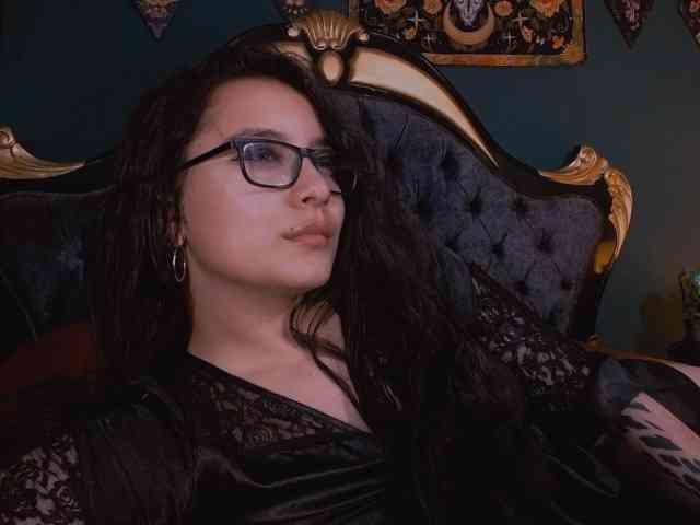 Lilith_mystic webcam