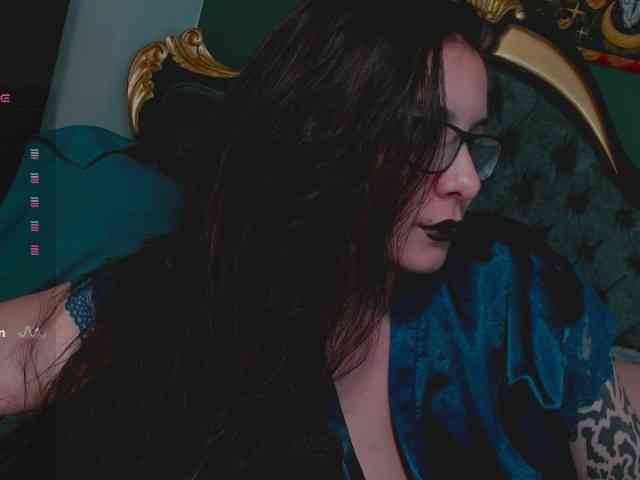 Lilith_mystic webcam