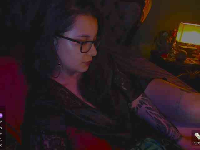 Lilith_mystic webcam