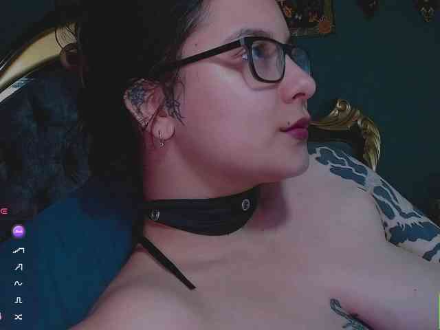 Lilith_mystic webcam