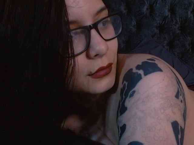 Lilith_mystic webcam