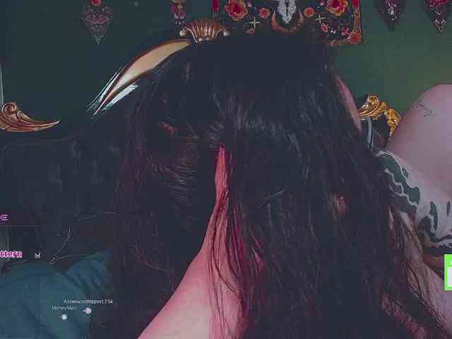 Lilith_mystic webcam