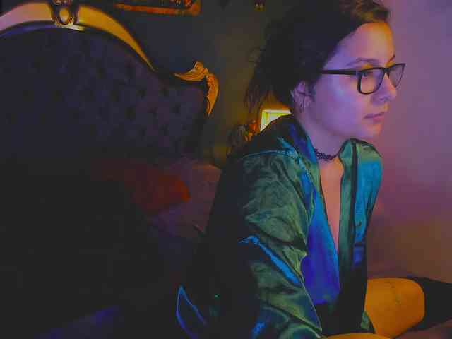 Lilith_mystic webcam