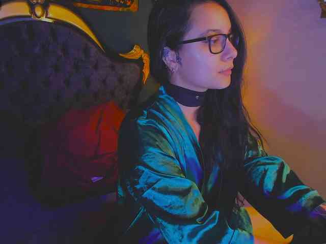 Lilith_mystic webcam