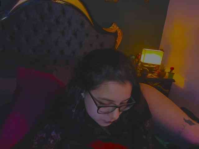 Lilith_mystic webcam