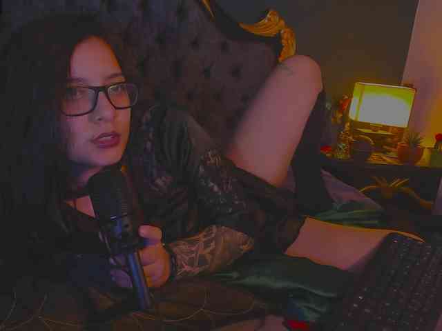 Lilith_mystic webcam