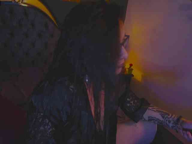 Lilith_mystic webcam