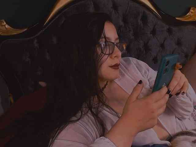 Lilith_mystic webcam