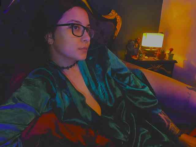 Lilith_mystic webcam