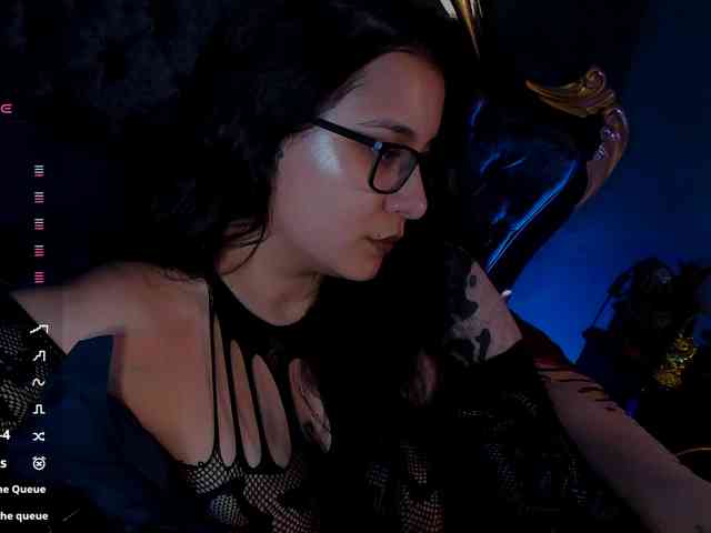 Lilith_mystic webcam