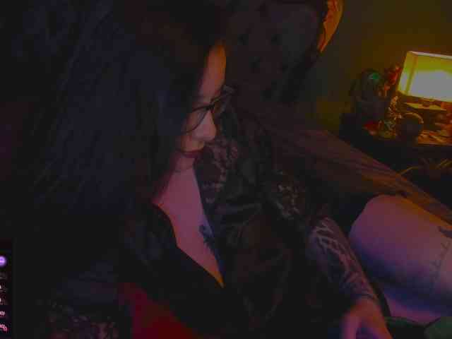 Lilith_mystic webcam