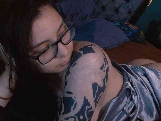Lilith_mystic webcam