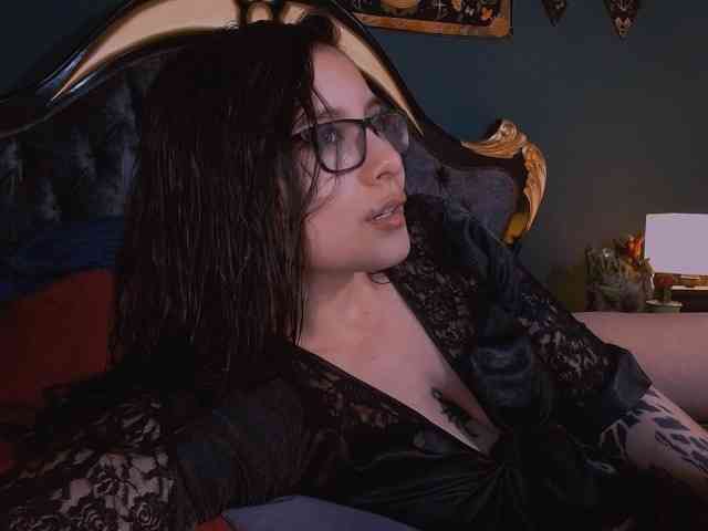 Lilith_mystic webcam