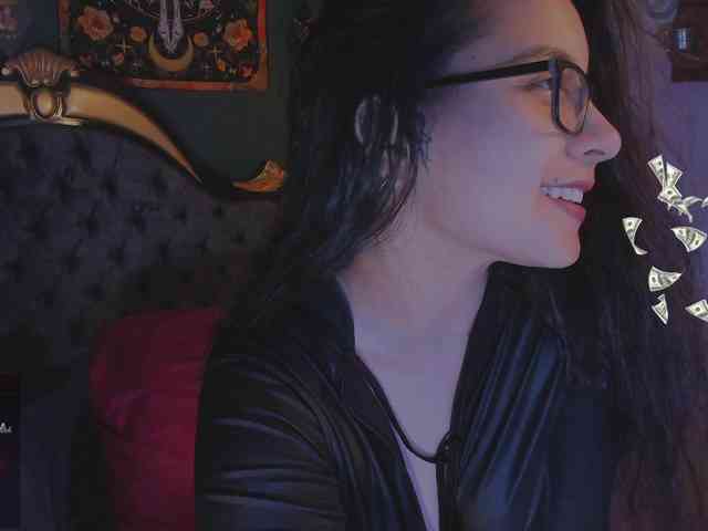 Lilith_mystic webcam