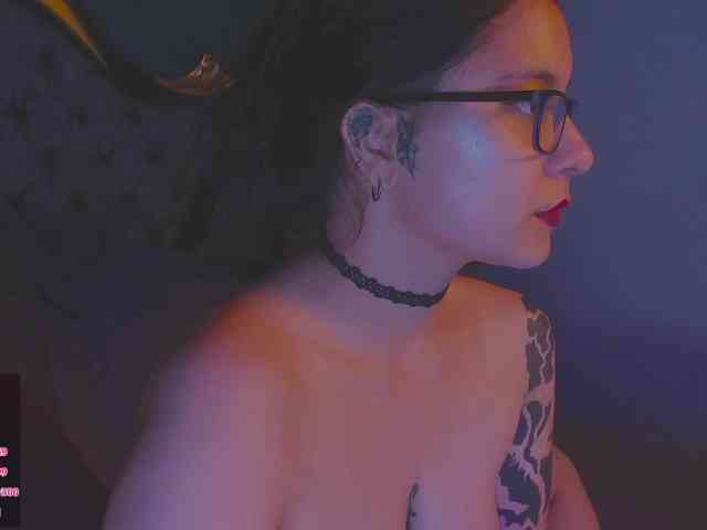 Lilith_mystic webcam