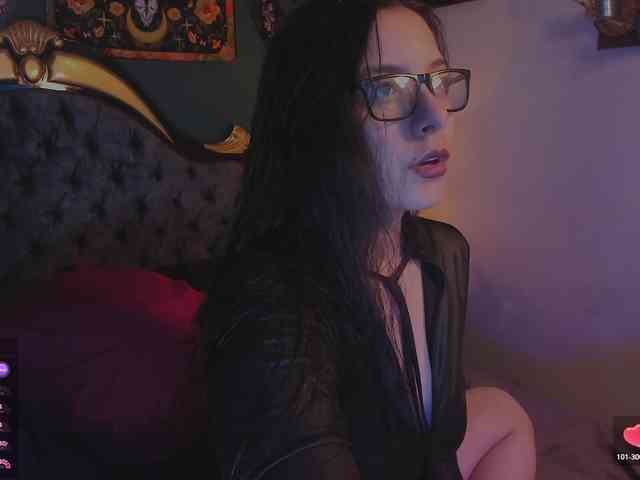 Lilith_mystic webcam