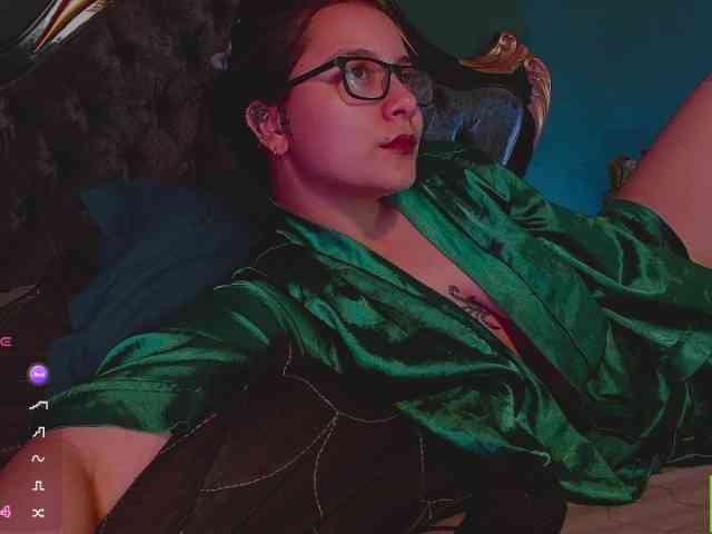 Lilith_mystic webcam