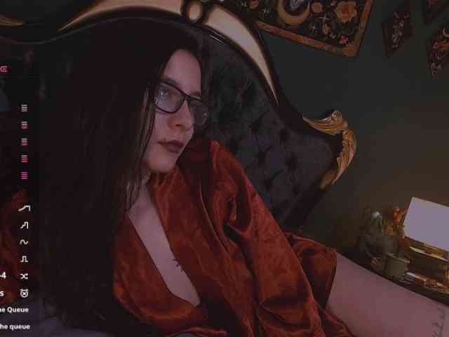 Lilith_mystic webcam