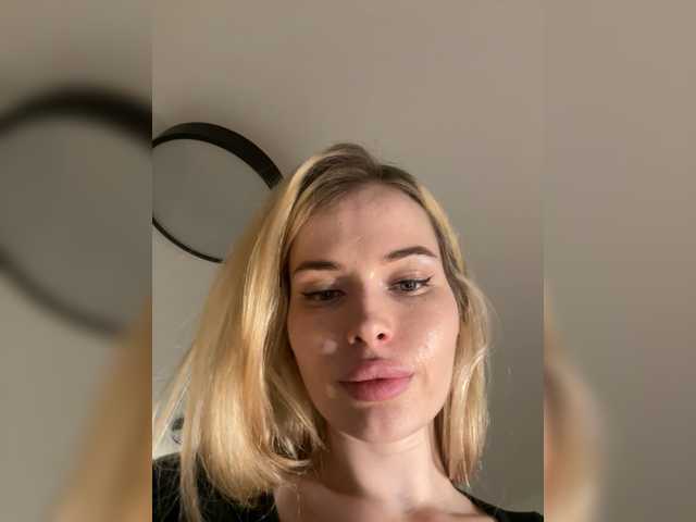 VladaMais's BongaCams show and profile