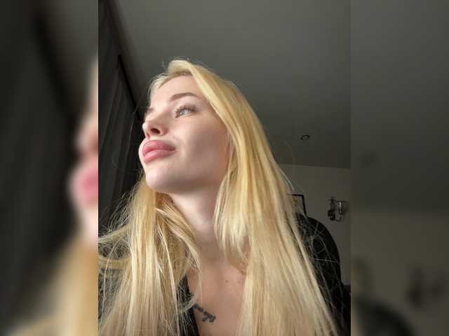 Sex chat gratuit in direct cu VladaMais pe BongaCams