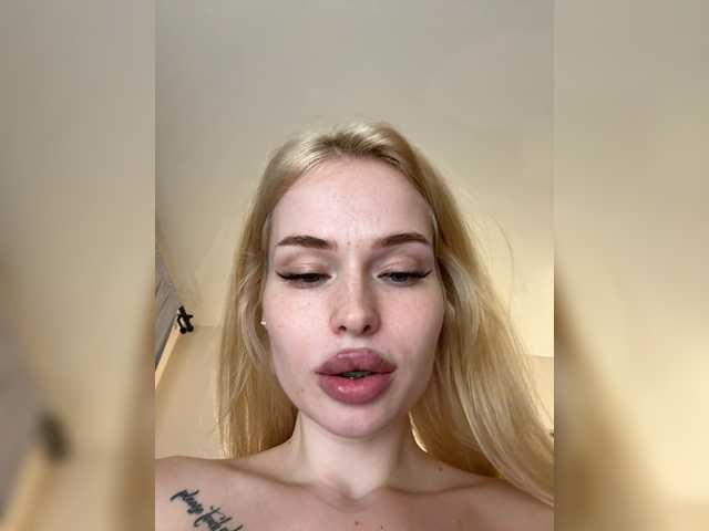 Sex chat gratuit in direct cu VladaMais pe BongaCams