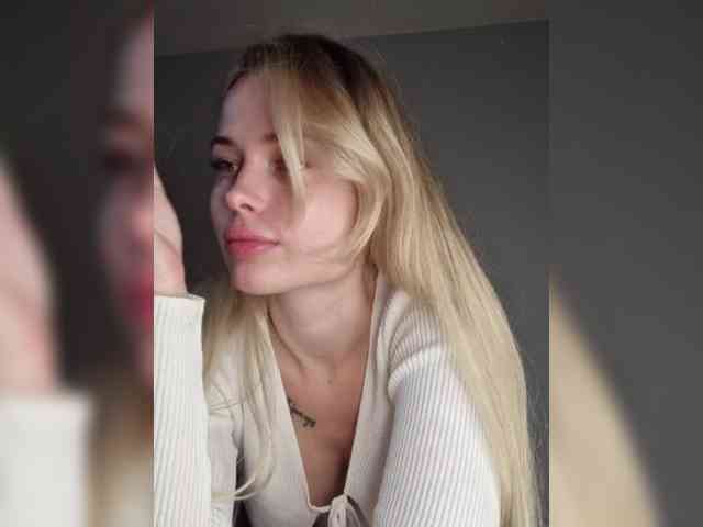 live sex web cam VladaMais