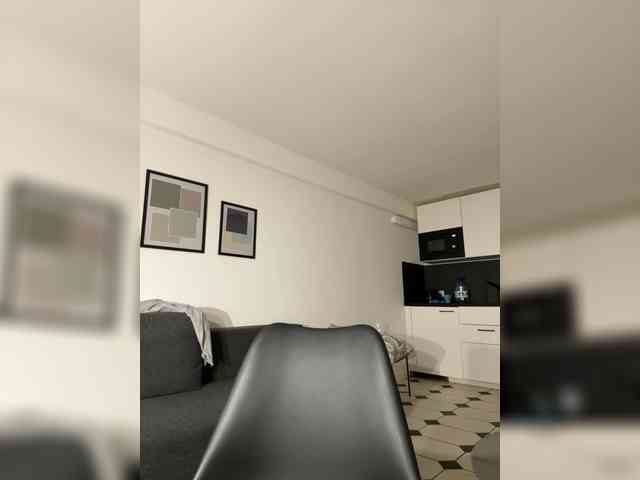 VladaMais Live Webcam on BongaCams