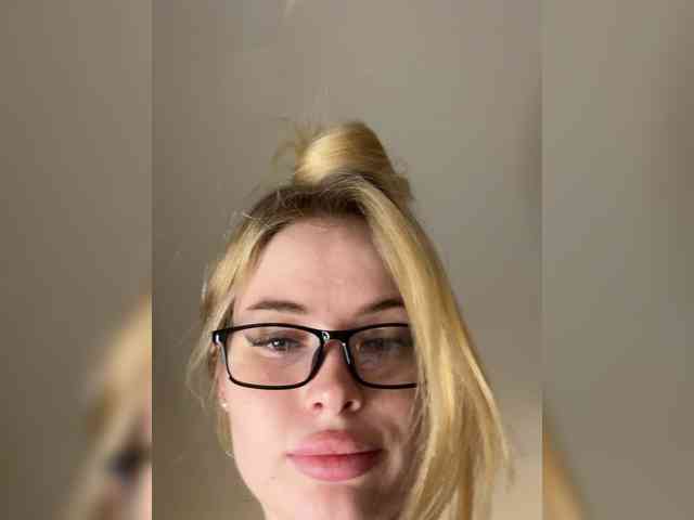 VladaMais webcam