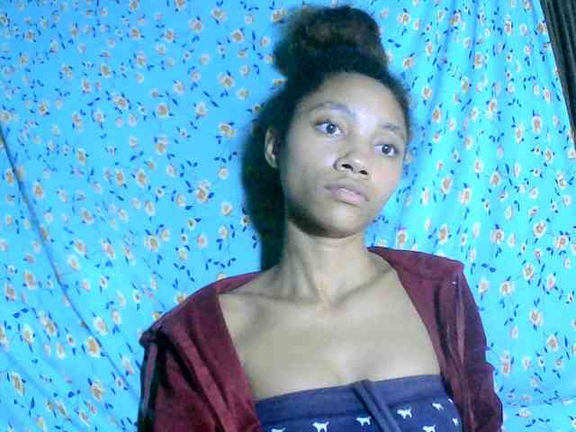 Monicaxa webcam
