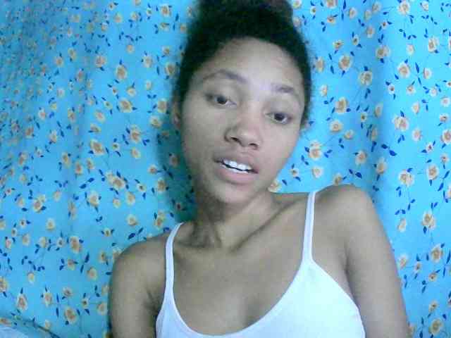 Monicaxa webcam