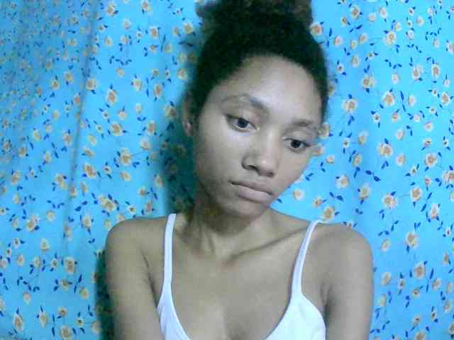 Monicaxa webcam