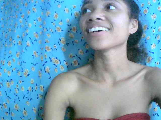 Monicaxa webcam