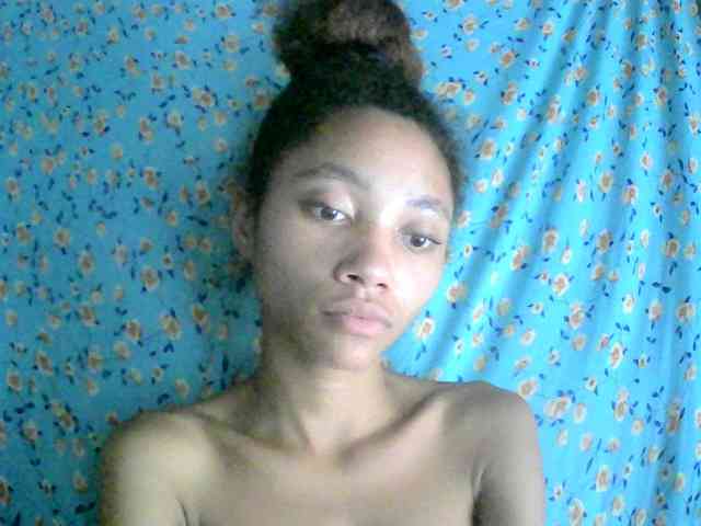 Monicaxa webcam