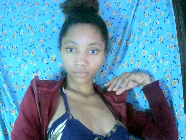 Monicaxa webcam