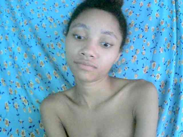 Monicaxa webcam