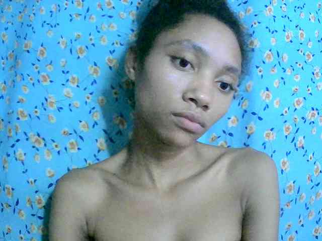 Monicaxa webcam