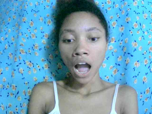 Monicaxa webcam