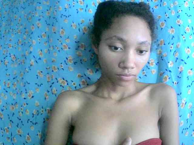 Monicaxa webcam