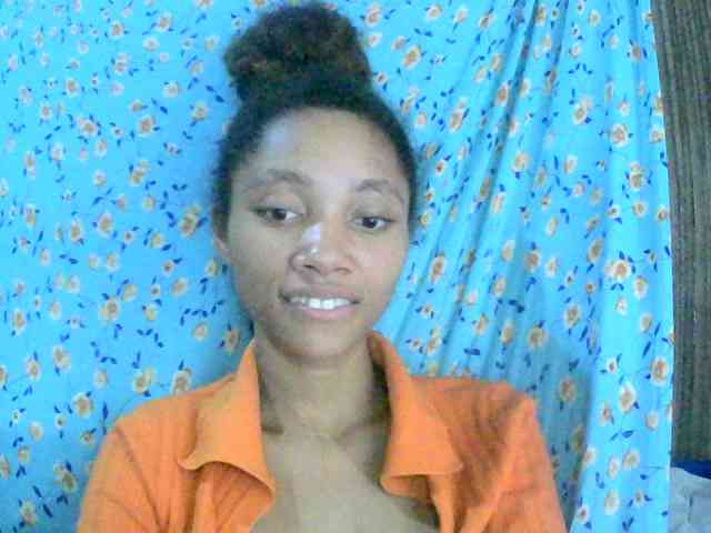 Monicaxa webcam