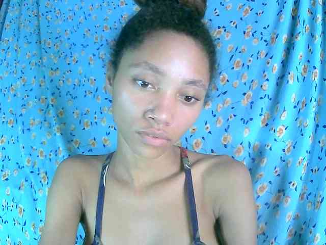 Monicaxa webcam