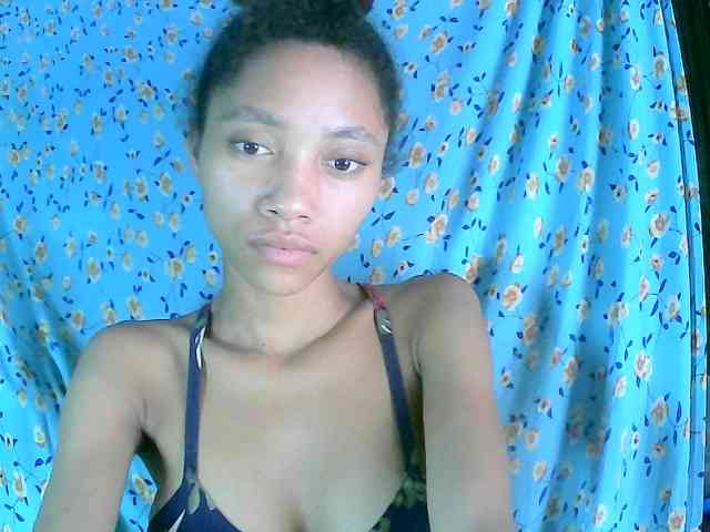 Monicaxa webcam