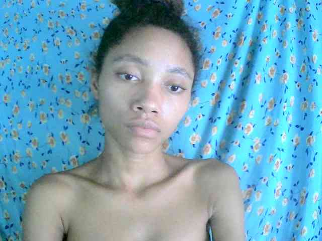 Monicaxa webcam