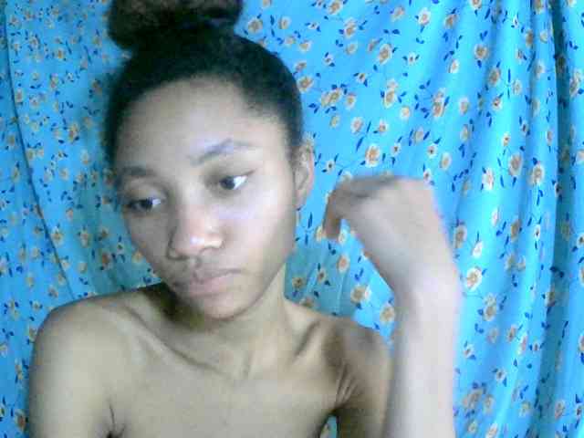 Monicaxa webcam