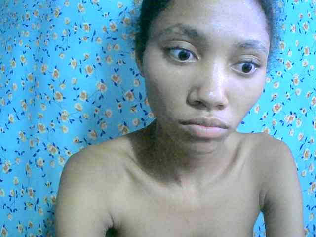 Monicaxa webcam