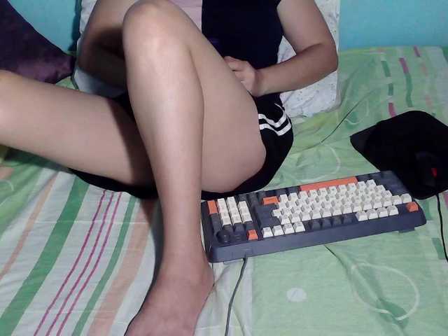 LizBeth23's BongaCams show and profile