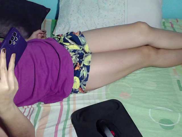 LizBeth23's BongaCams show and profile