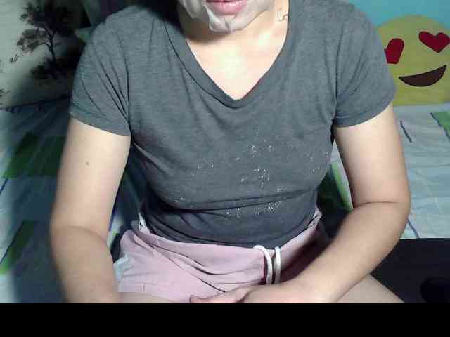 LizBeth23 webcam