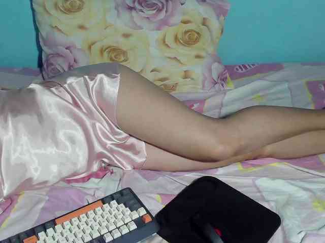 LizBeth23 webcam